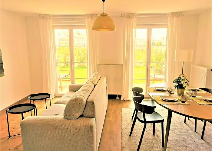 Appartement Avec Jardin Pres De Disneyland