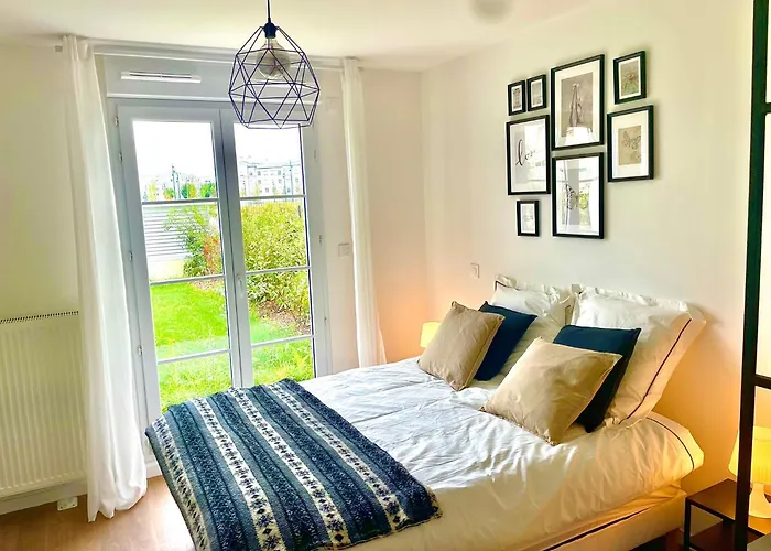 Appartement Avec Jardin Pres De Disneyland